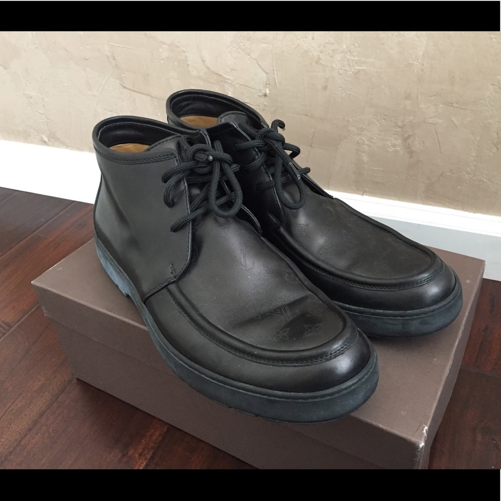 LOUIS VUITTON| Louis Vuitton Derby!| Great Condo!